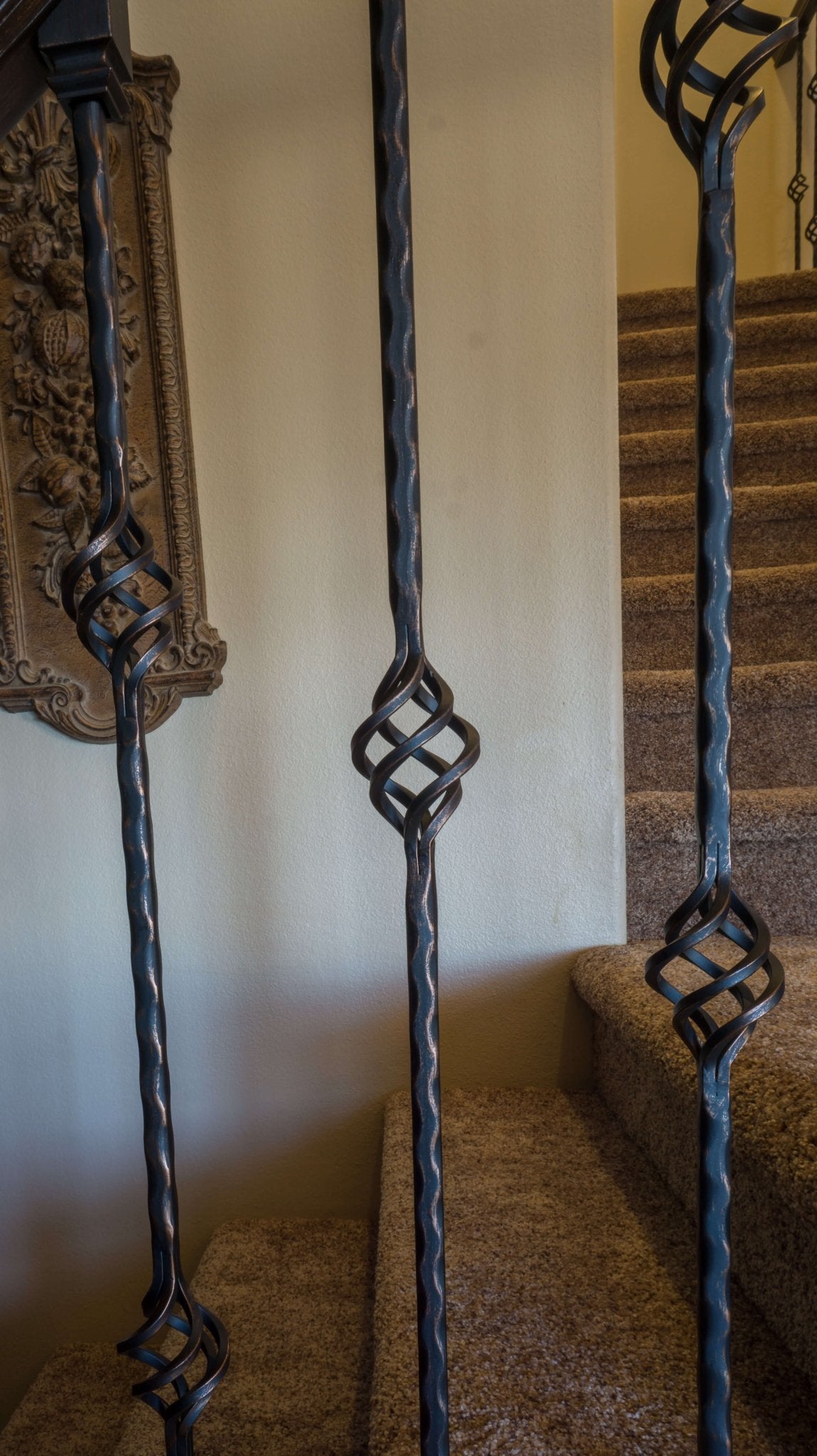 Hammered Edge Series 9/16" Square x 44"H Single Basket with Hammered Edge Hollow Iron Baluster (9027HE) - Stair Parts USA