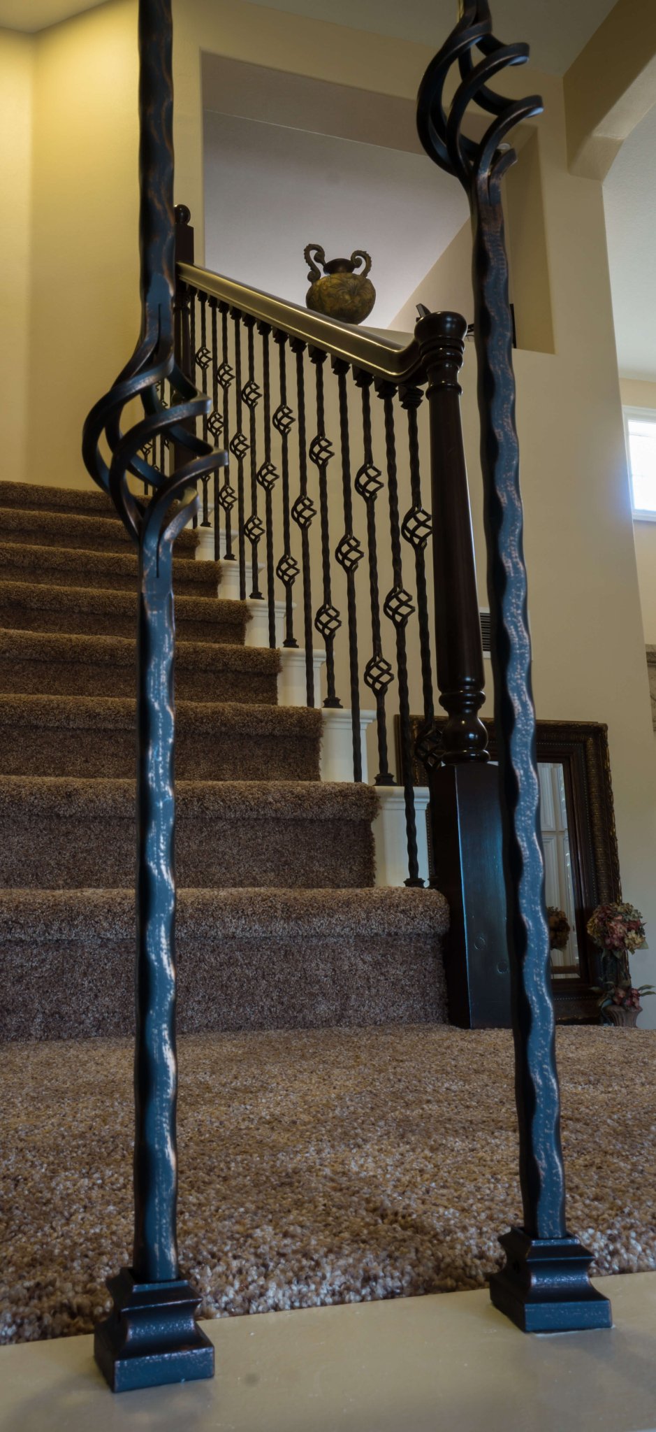 Hammered Edge Series 9/16" Square x 44"H Single Basket with Hammered Edge Hollow Iron Baluster (9027HE) - Stair Parts USA