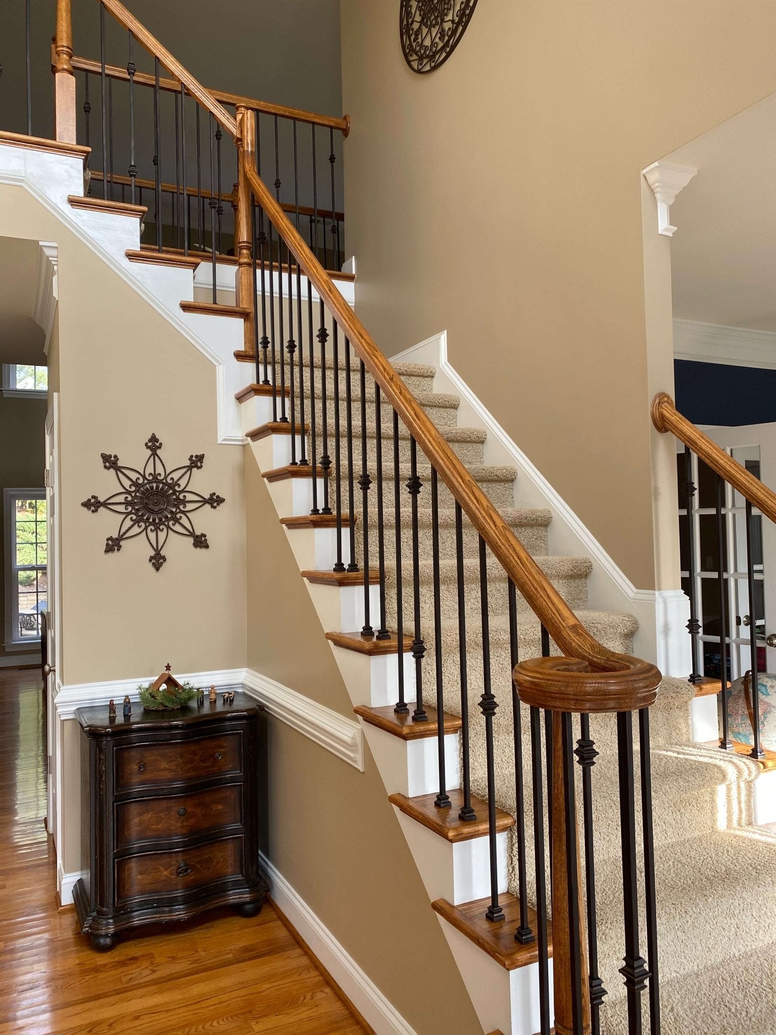 Shape Series 1/2" Square x 44"H Double Knuckle Hollow Iron Baluster (9007)